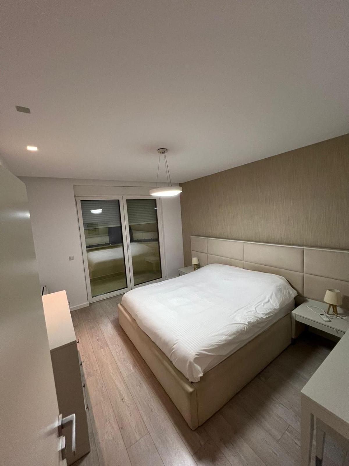Apartamento Tirana Loft Living Exterior foto